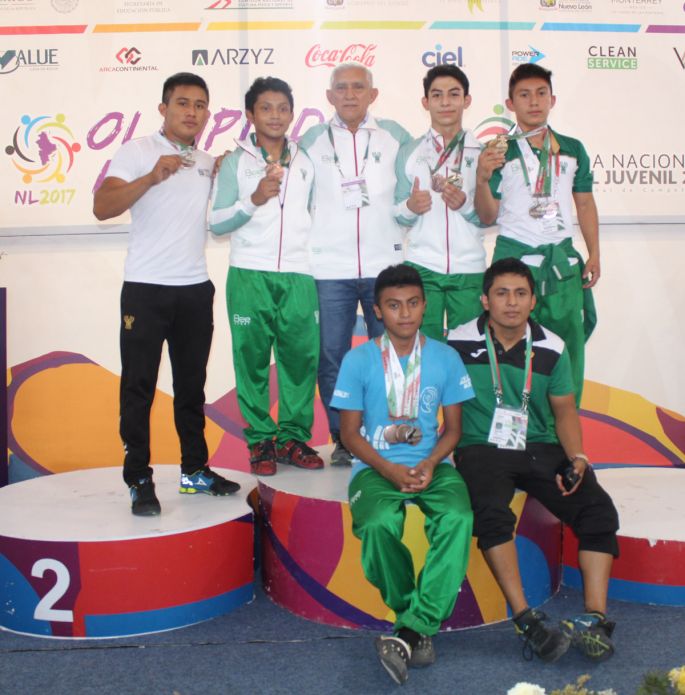 Pesistas yucatecos suman sus primeras 5 medallas de oro en el Nacional Juvenil.