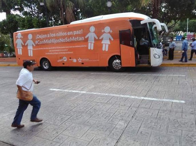 Inicia recorrido en Mérida el camión de Pro Familia, el "camión de la homofobia"