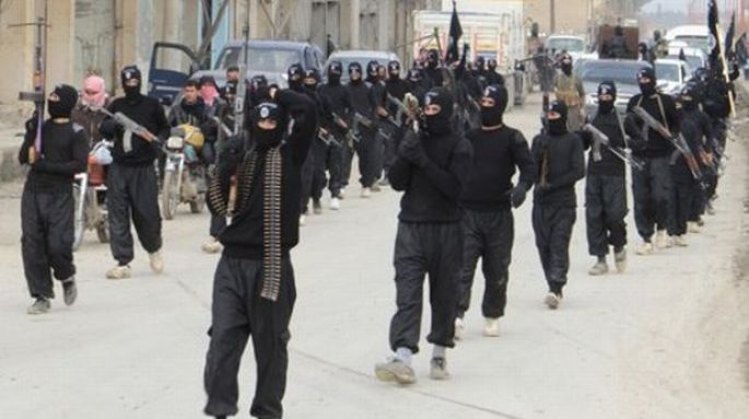 ISIS asesina a 230 civiles cuando huían de Mosul