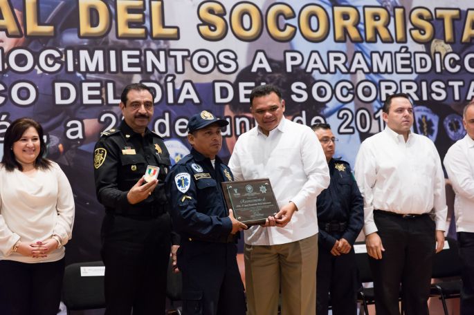 Vocación de servicio, por Yucatán.