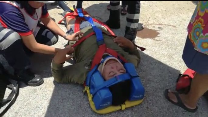 Motociclista al hospital (VIDEO)