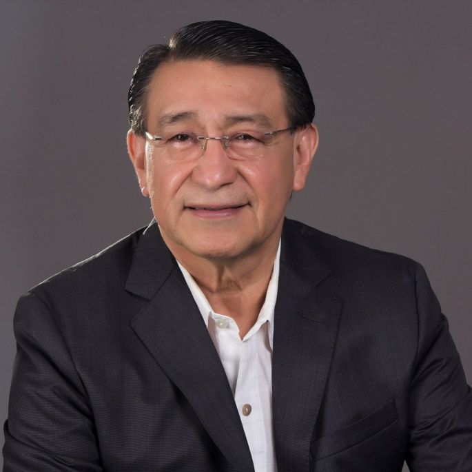 Cuevas Mena tiene que alinearse a Frente Opositor: Eric Villanueva.