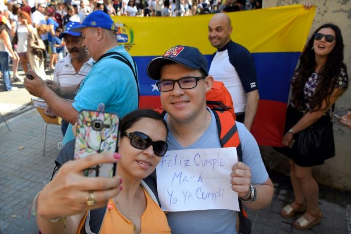 Más de 7,1 millones de venezolanos votaron en consulta popular contra Maduro.