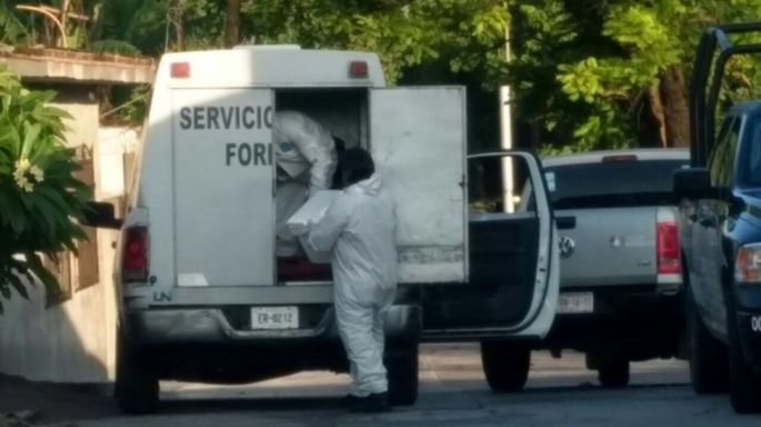 Dejan un hombre descuartizado en Manzanillo.