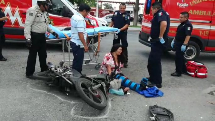 "Chocan a motociclista en la Avenida Itzáes"