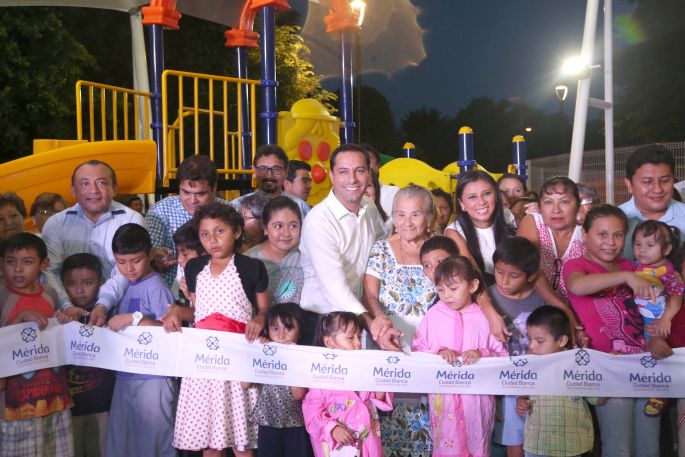 Inaugura el alcalde, Mauricio Vila Dosal, la rehabilitación del parque San Gerónimo en la colonia Vicente Solís