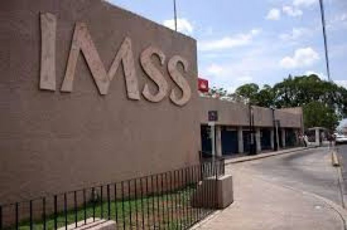 El Archivo Clínico del Hospital "Ignacio García Téllez" un calvario diario a los derechohabientes del IMSS en Yucatán.