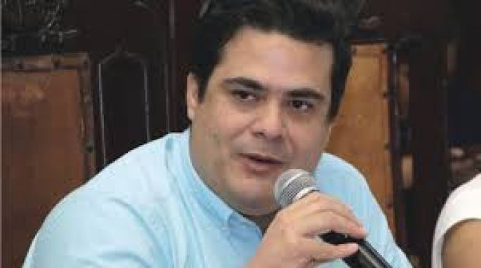 Contraataca Santiago Alamilla, denuncia a regidores del PAN.