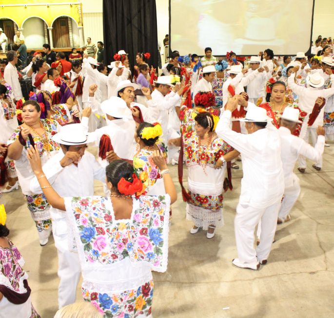Jaraneros yucatecos, invitados a concursar en la Magna Vaquería Peninsular.