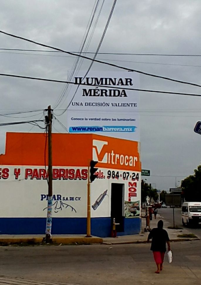 Aprovecha Renán Barrera el caso de las luminarias para hacerse publicidad, aunque los ciudadanos tengan que pagar unos 500 millones.