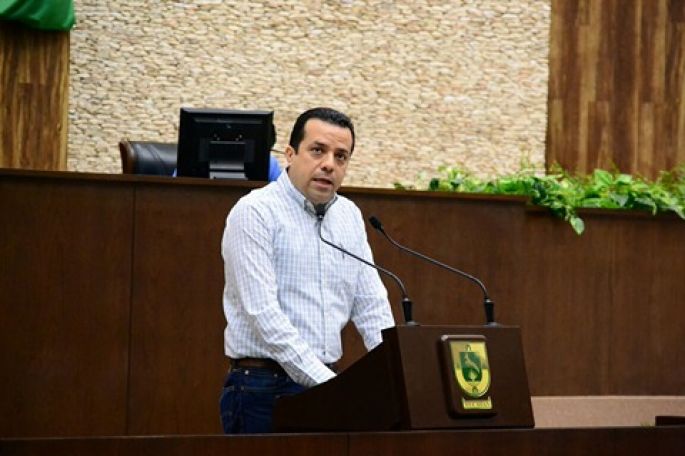 Diputado del PRD presenta iniciativa para mejor publicidad y transparencia en el Estado.