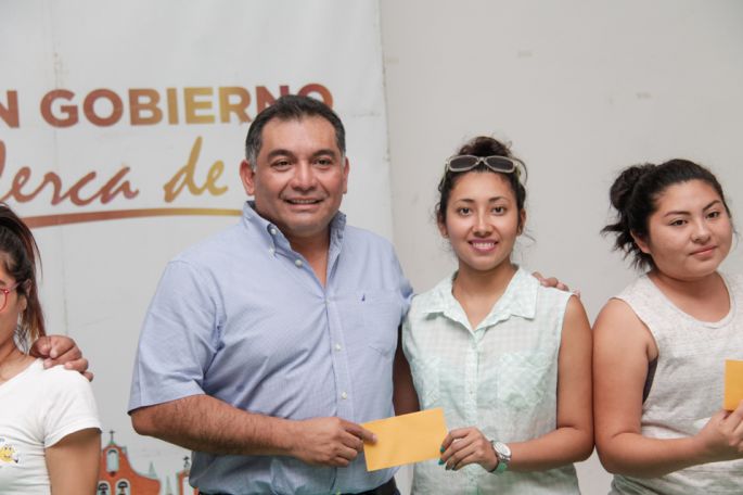 Afianzan el futuro de 190 mil estudiantes