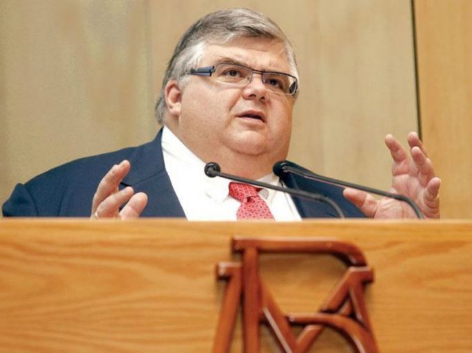 México debe combatir corrupción para mejorar desarrollo económico: Carstens.