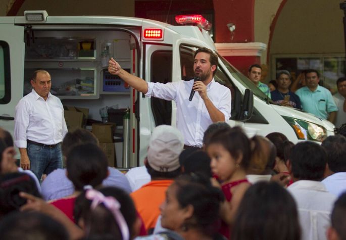 Pablo Gamboa entrega ambulancia y fortalece servicios de salud en el cono sur de Yucatán