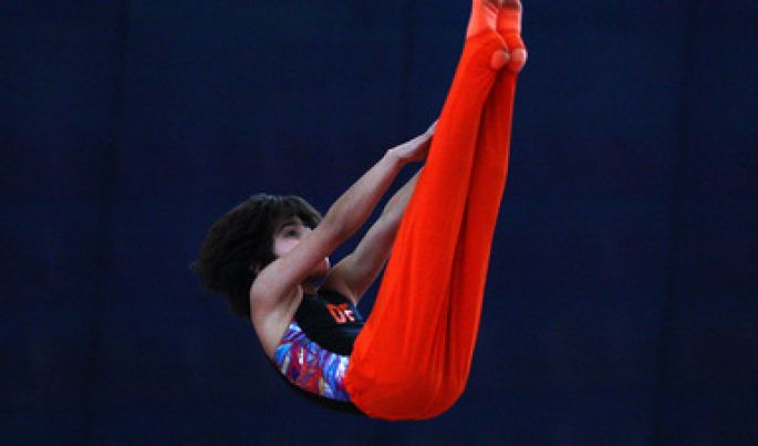 Cuarto lugar para Adrián Martínez en Mundial de Gimnasia de Trampolín
