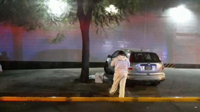 Hallan hielera con dos cabezas humanas frente a la sede de Televisa-Guadalajara