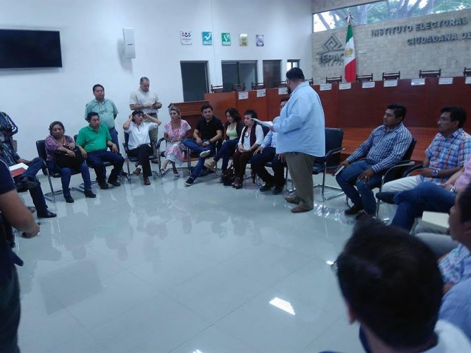 Candidatos independientes se quejan de la excesiva fiscalización.