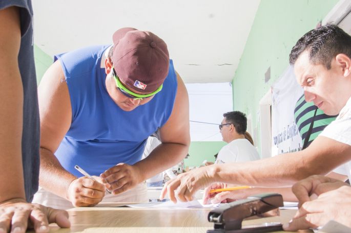 Listo el programa de apoyo de empleo temporal y despensas por veda del mero en Yucatán