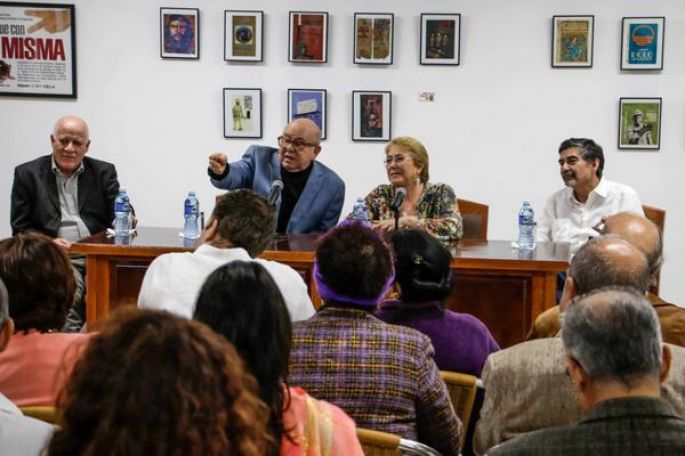 Michelle Bachelet comenzó visita en Cuba