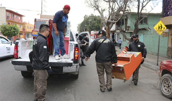 Decomisa la PGR 86 máquinas tragamonedas en Baja California