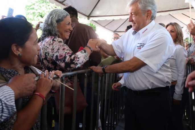 Da AMLO voto de confianza al ofrecimiento del INE sobre que no habrá fraude electoral