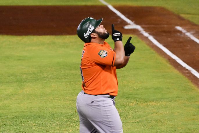 Leones le gana a Tigres y está en la Postemporada