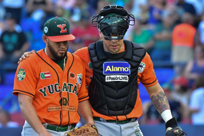 Sultanes arma rally en la 8a y derrota a los Leones