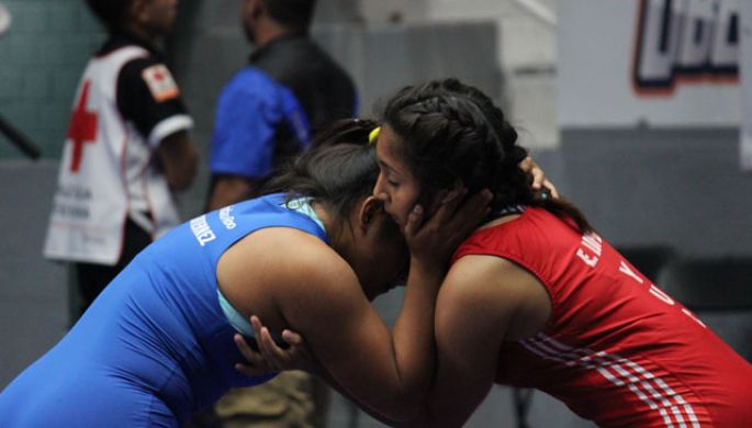 Una plata y cinco bronces, la cosecha de las luchadoras yucatecas en la Olimpiada Nacional