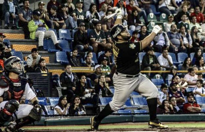 Los Leones de Yucatán aplastan a Bravos de León  24x3 y se llevan la serie