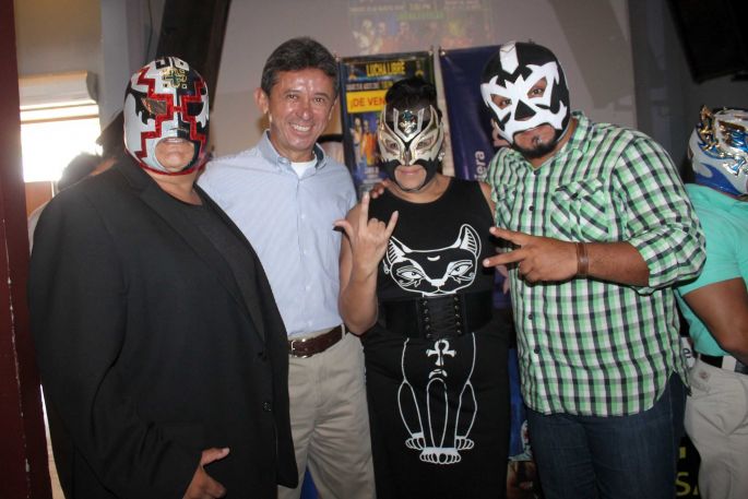  Canek Jr y Fishman Jr, en función de lucha libre en el Deportivo Sinyuc este sábado 