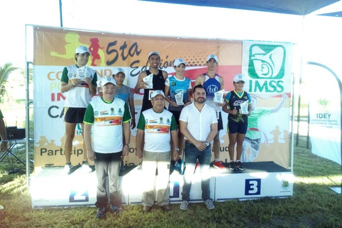 Roberto Ruiz repitió su triunfo en la Carrera IMSS-CROC, entre 500 atletas participantes  