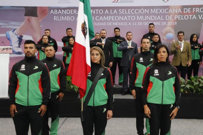 Abanderan a la Selección Mexicana de frontón