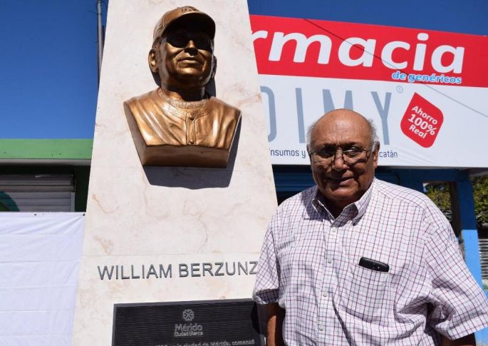El ex beisbolista William Berzunza se recupera de operación de emergencia