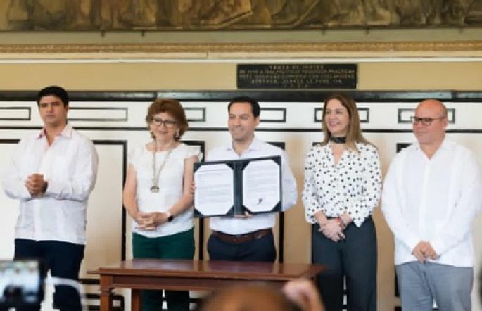 Mauricio Vila Dosal "se apreta el cinturón", anuncia que por austeridad no volverá a viajar al extranjero