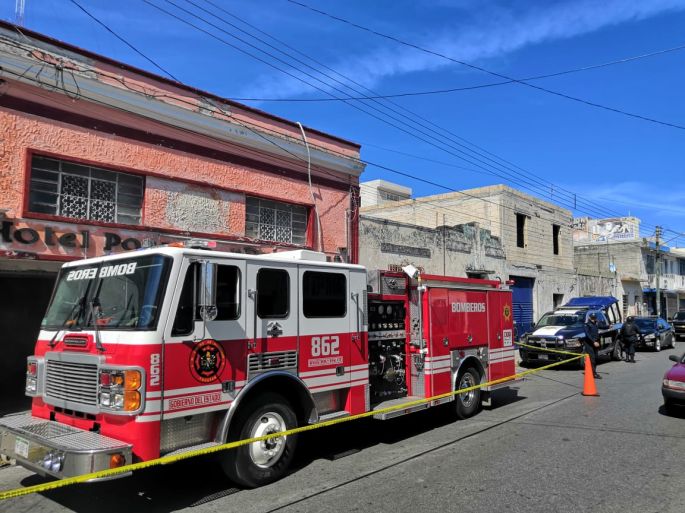 Oportuna intervención de Bomberos y la Policía Municipal de Mérida evita el incendio de Céntrico Hotel