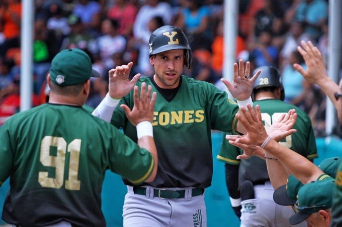 El italiano Alex Liddi deja a los Leones, emigra al beisbol asiático