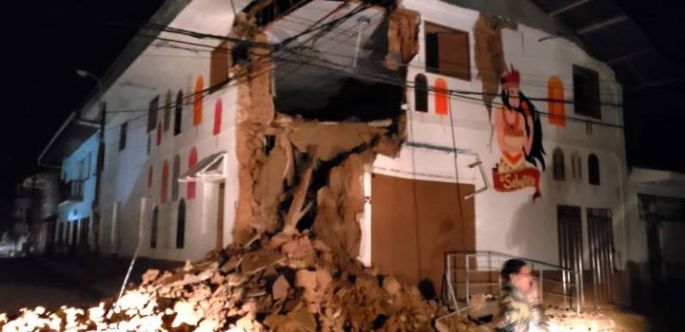 Terremoto de magnitud 8.0 grados Richter sacude a cinco países de Sudamérica