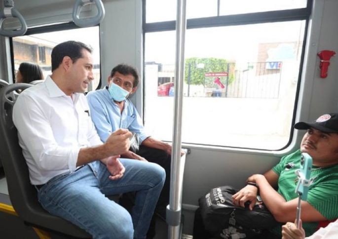 El Gobernador Mauricio Vila supervisa operación de los nuevos autobuses de la ruta Circuito Metropolitano del Sistema de transporte “Va y ven"