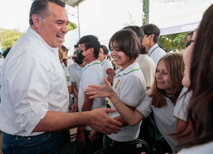 Amplían el servicio de Internet gratuito en espacios públicos del poniente y oriente de Mérida 