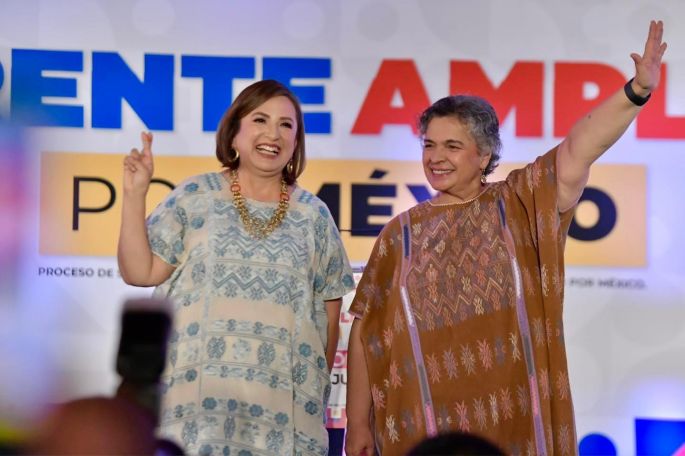 Beatriz Paredes y  Xóchitl Gálvez, del plato a la boca se cae la gelatina