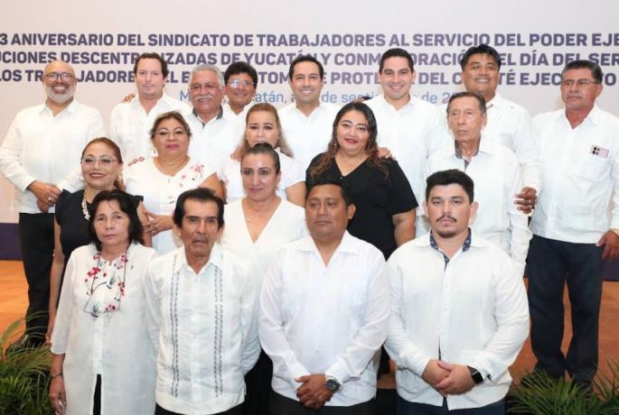 Reconoce el Gobernador Mauricio Vila labor de trabajadores sindicalizados del Gobierno del Estado con mejoras a prestaciones salariales