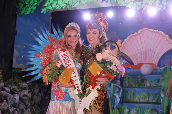 Un éxito la edición 40 del tradicional baile femenil de precarnaval de la Cruz Roja Mexicana