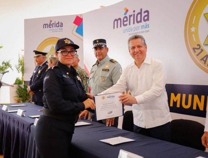 El Ayuntamiento de Mérida mantiene su compromiso de ofrecer mejores condiciones y herramientas a las y los policías municipales.