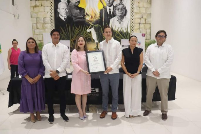 El Poder Judicial de Yucatán recibe el Distintivo Violeta