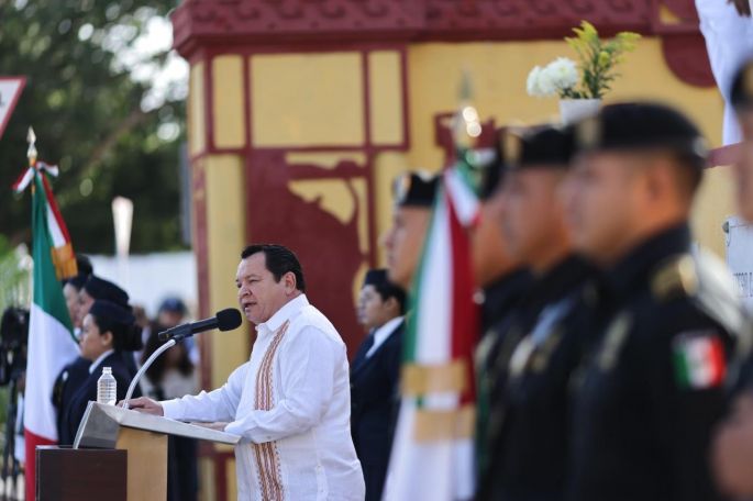Con la beca “Jóvenes Renacimiento” se brindará justicia social e igualdad de oportunidades a estudiantes yucatecos