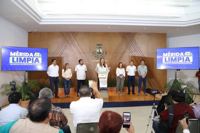 Va Cecilia Patrón por una Mérida más limpia