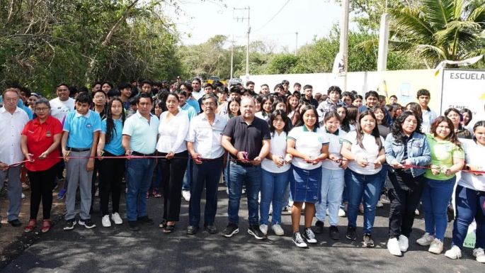 Prioriza el Ayuntamiento de Oxkutzcab la reconstrucción de calles para beneficio de la población 
