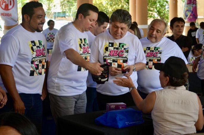 Para el PRI, impulsar la economía a través de emprendimientos es una prioridad: Gaspar Quintal 