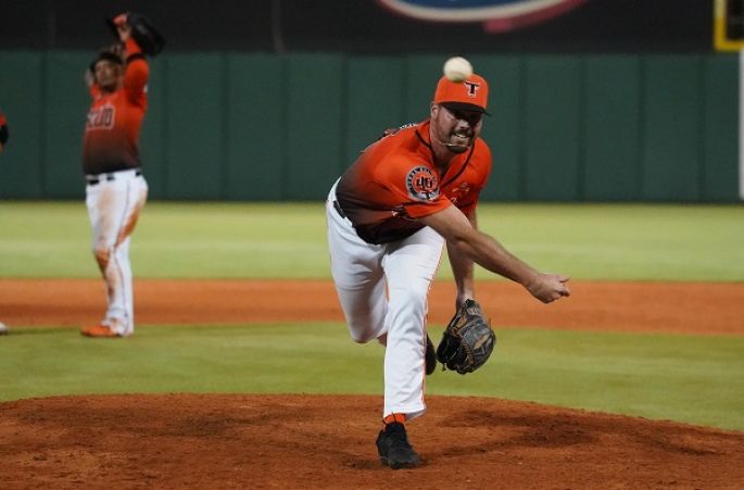 Lanzador norteamericano se una a la manada para reforzar el bullpen