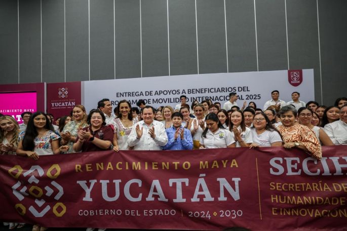 Cien estudiantes yucatecos viajarán becados a Canadá